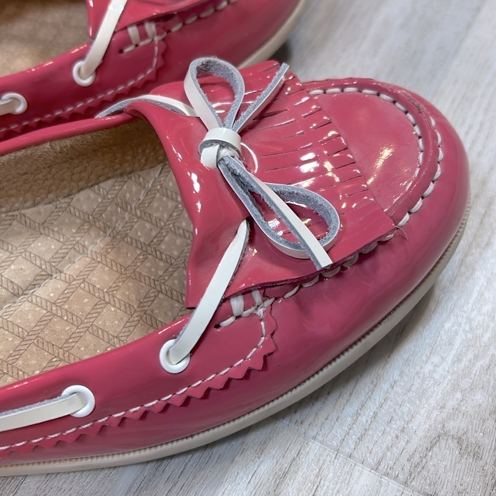 L.L. Bean Old Money Barbie Patent Leather Slip-On Boat Shoes Moccasin Loafers 9 - Picture 6 of 11